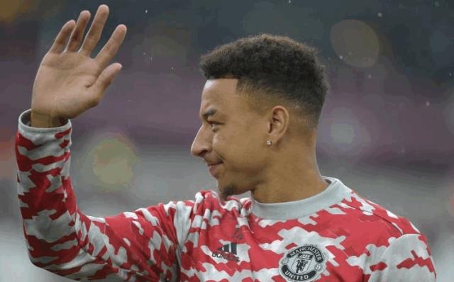 【早报】马不停蹄！国足凌晨抵达苏州驻地开始隔离！